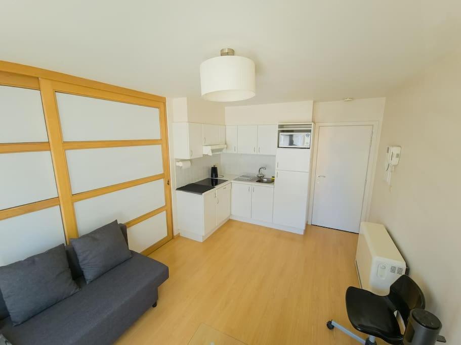 Cozy Studio With Pool Close To The Sea Oostende Eksteriør bilde